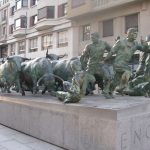 Monumento al encierro de Pamplona